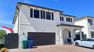 Photo of Listing #A11860983