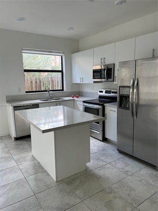 Photo of Listing #A11861511