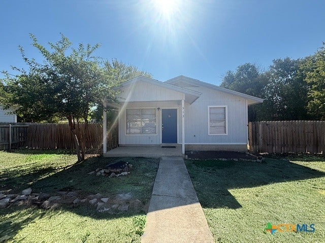 513 Centre Street, San Marcos