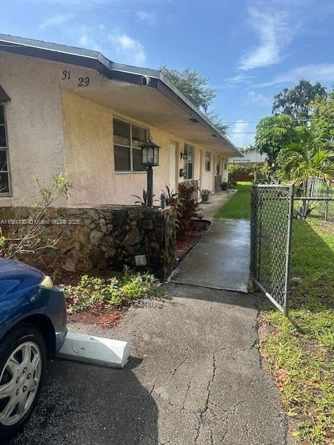 2 of 10 - 31 Sw 8th Ct 1-2, Hallandale Beach, FL