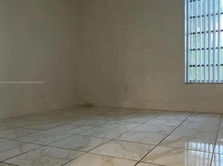 Photo of Listing #A11861860