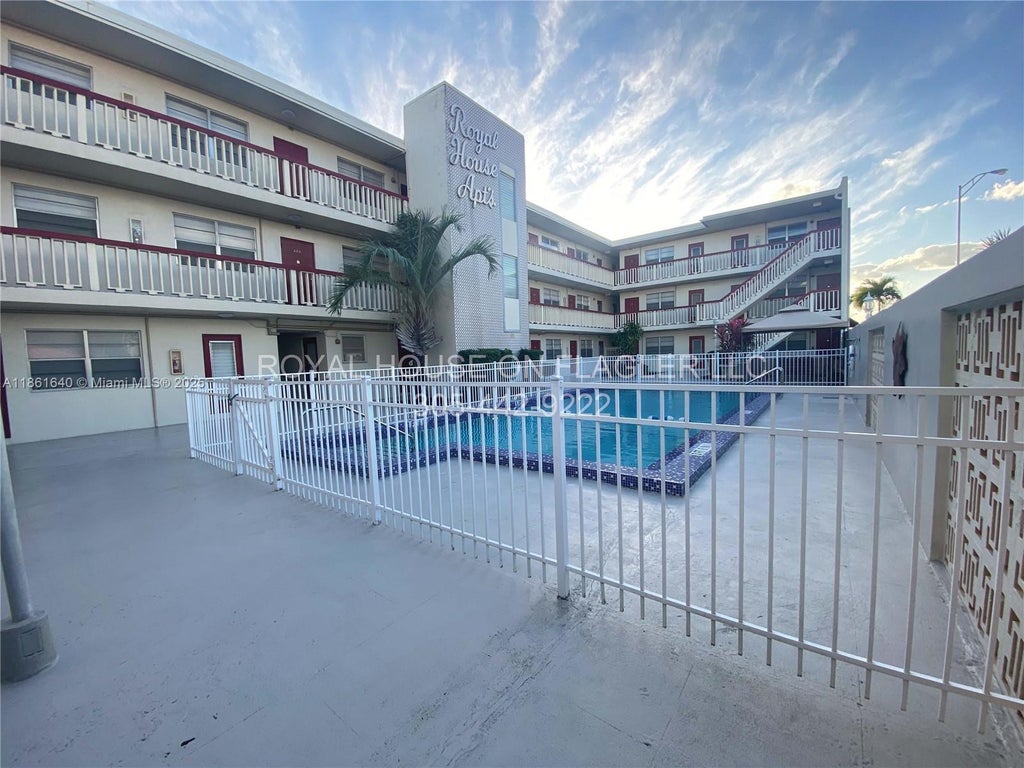 4410 W Flagler St 209, Miami