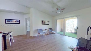 Photo of Listing #A11861914