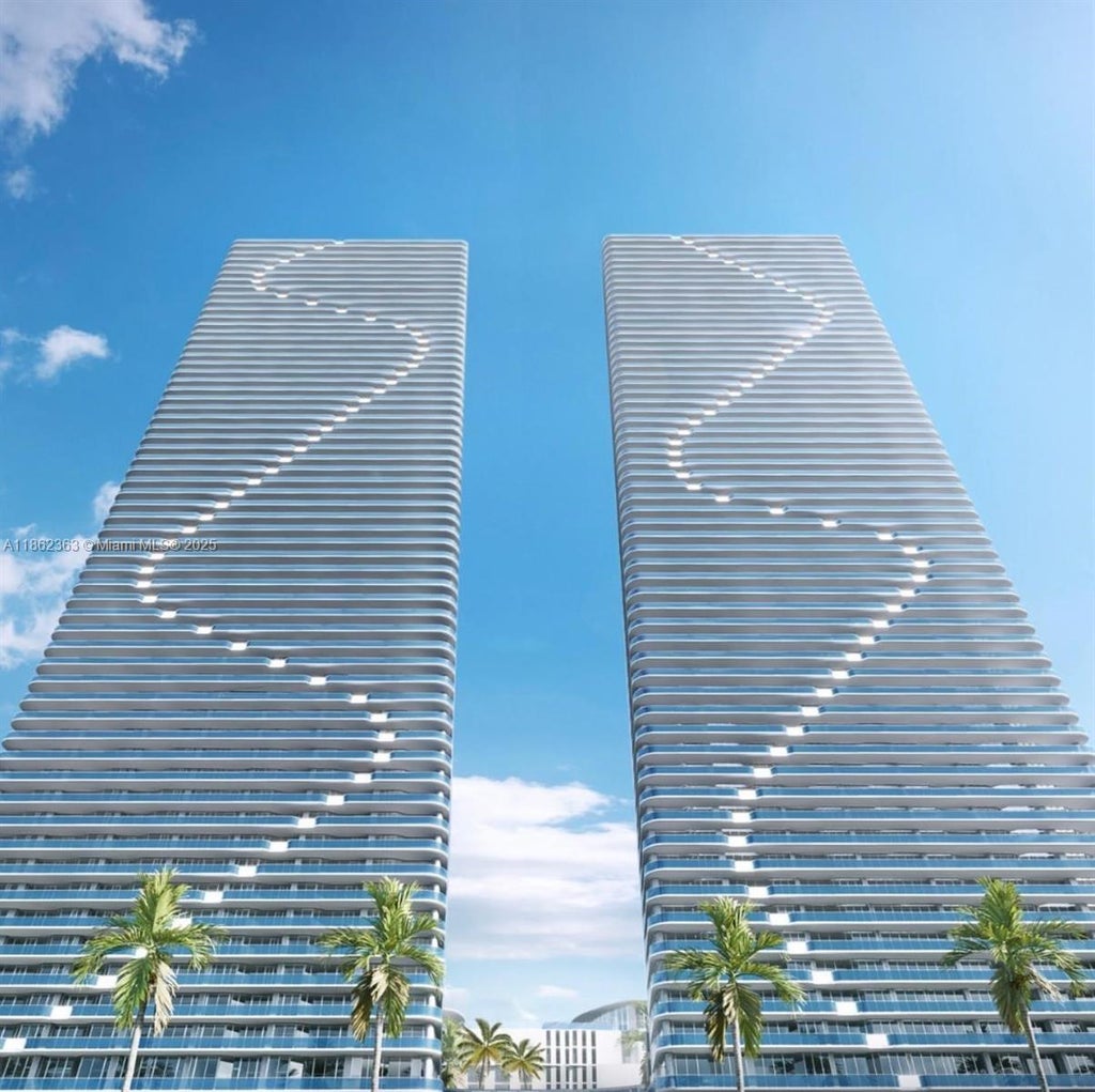 700 Ne 24 St 3701, Miami