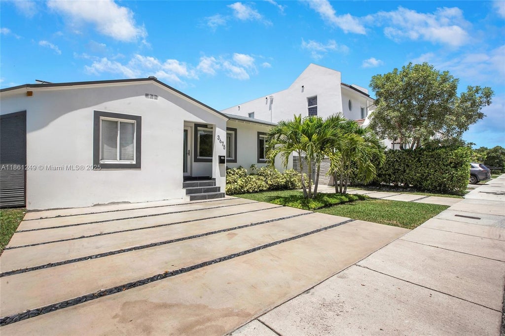 3675 Sw 26th St, Miami