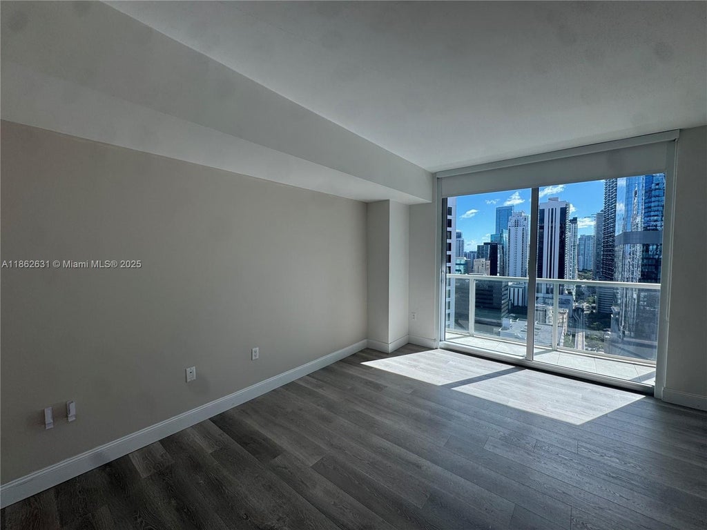 55 Se 6th St 3004, Miami