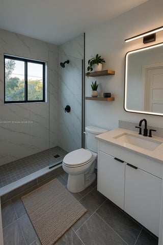 Photo of Listing #A11861071