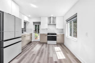 Photo of Listing #A11864423