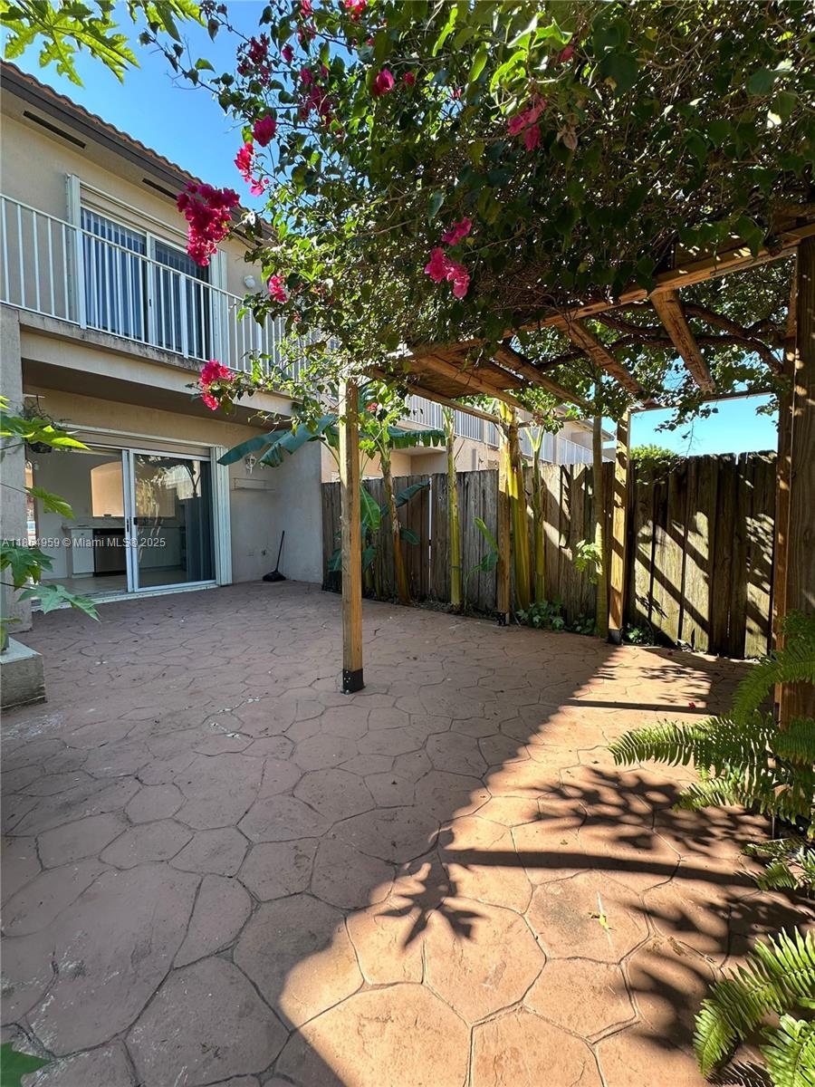 13713 Sw 171st Ln, Miami