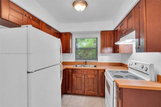 Photo of Listing #A11863092