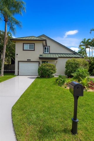 Photo of Listing #A11865453