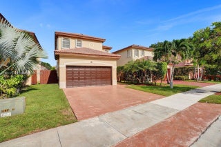 Photo of Listing #A11863764