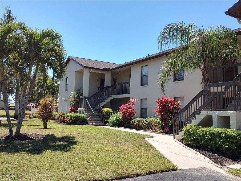 9265 Lake Park Dr 201, Fort Myers