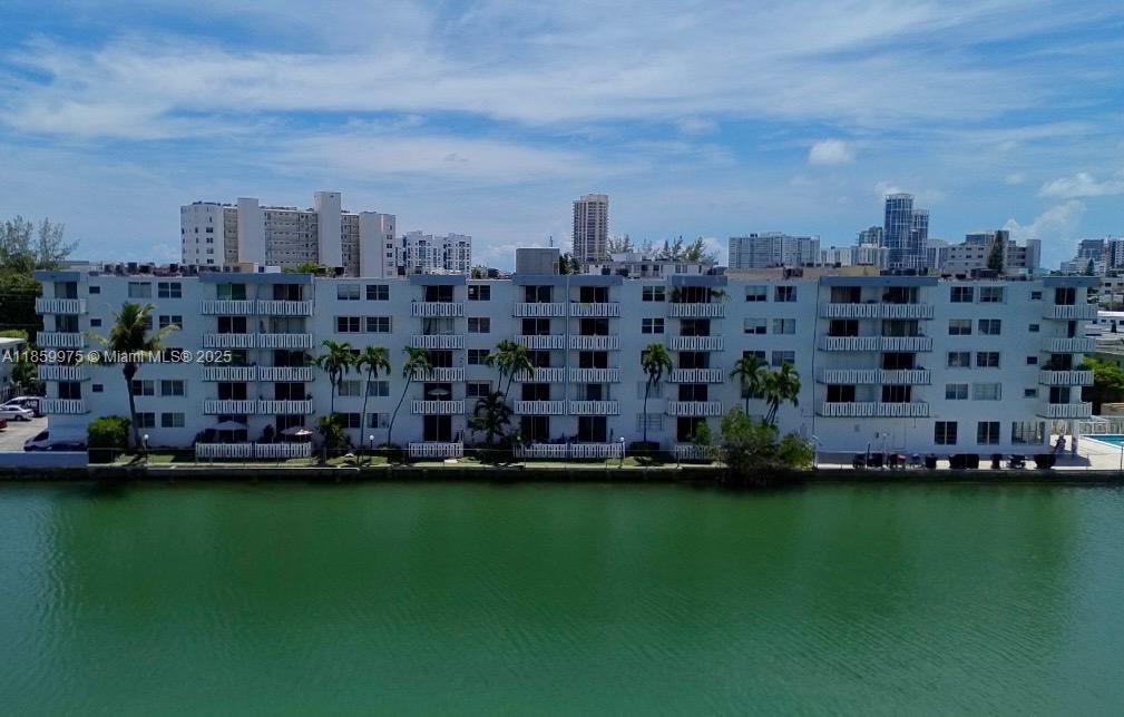 7900 Tatum Waterway Dr 508, Miami Beach