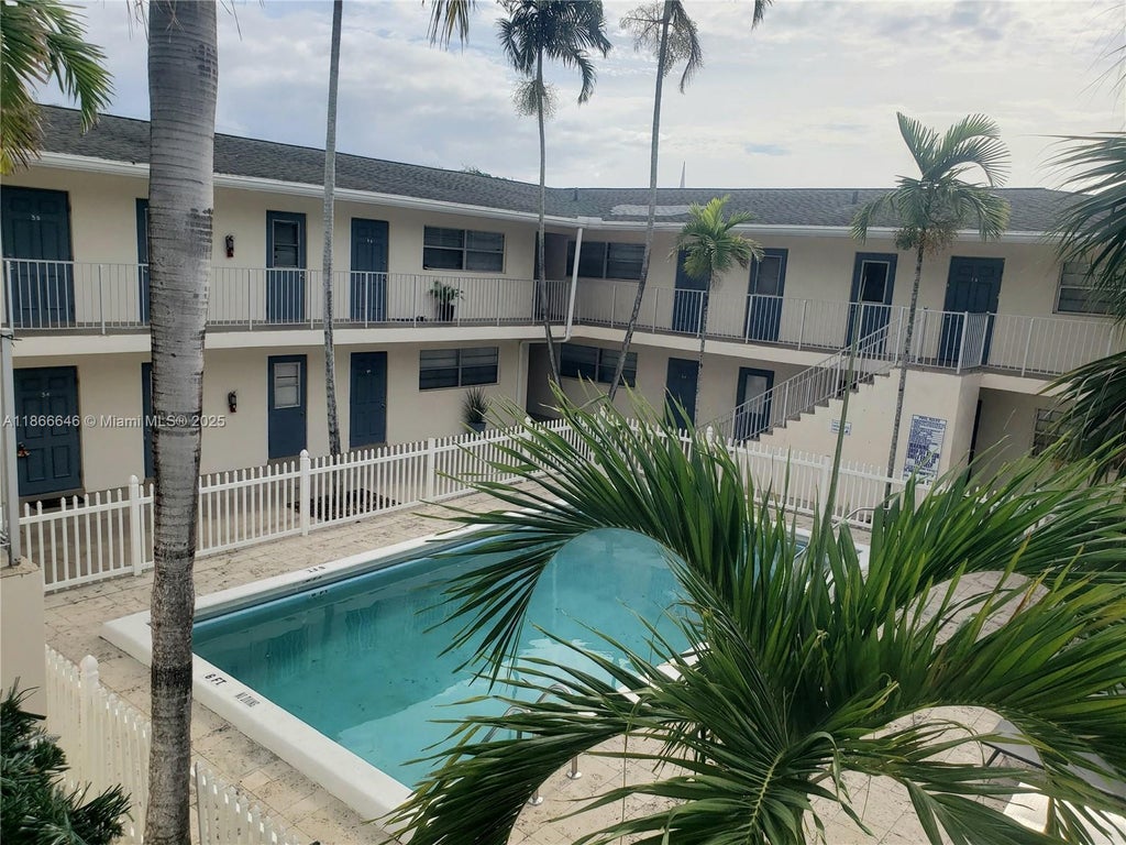 190 Se 12th Ave 8b, Pompano Beach