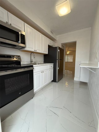 Photo of Listing #A11868086