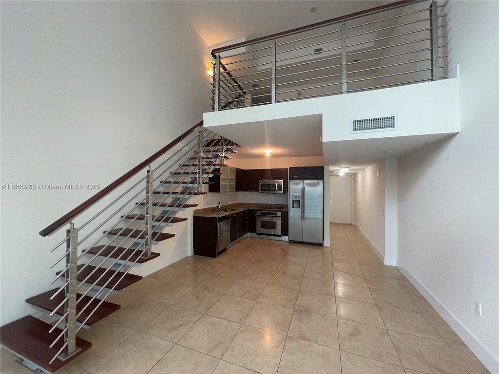 41 Se 5th St 1404, Miami