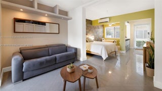 Photo of Listing #A11868243