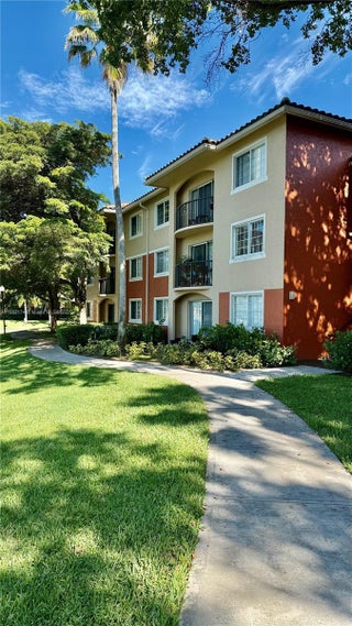 Photo of Listing #A11868174