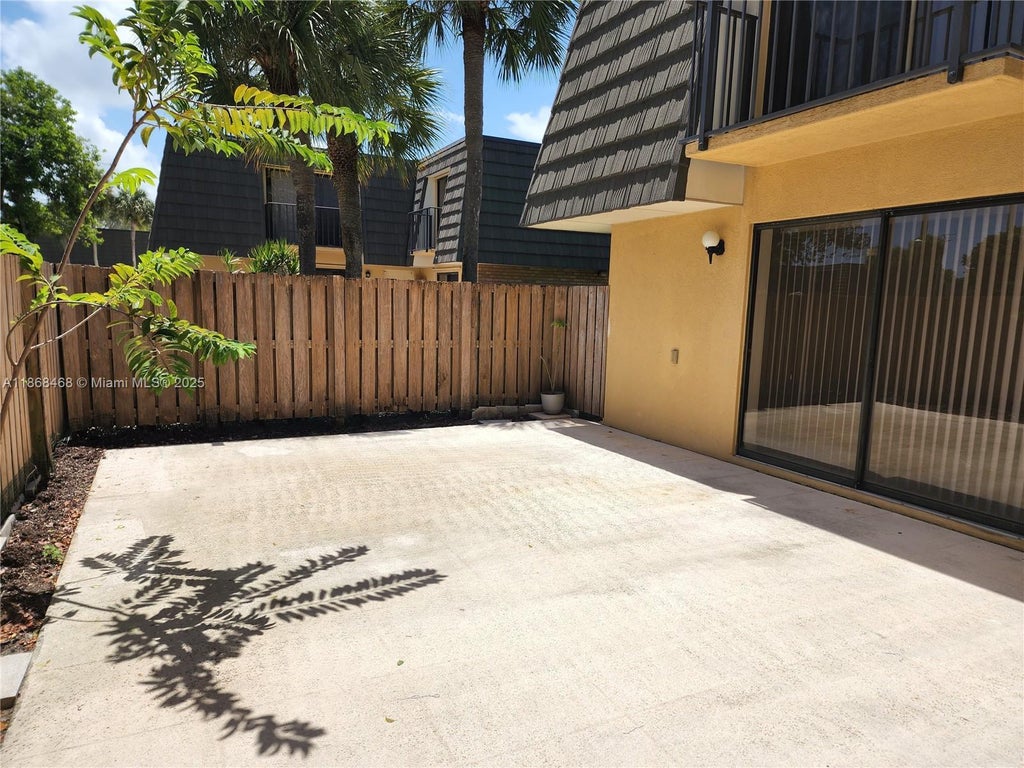 2706 27th Way 2706, West Palm Beach