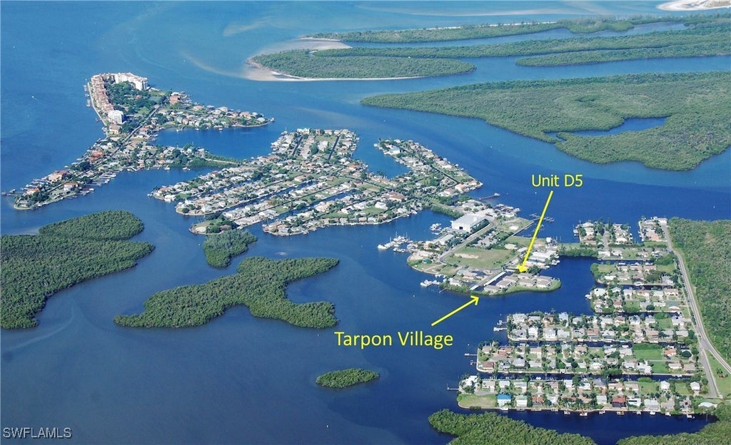 330 Kon Tiki Dr D5, Naples