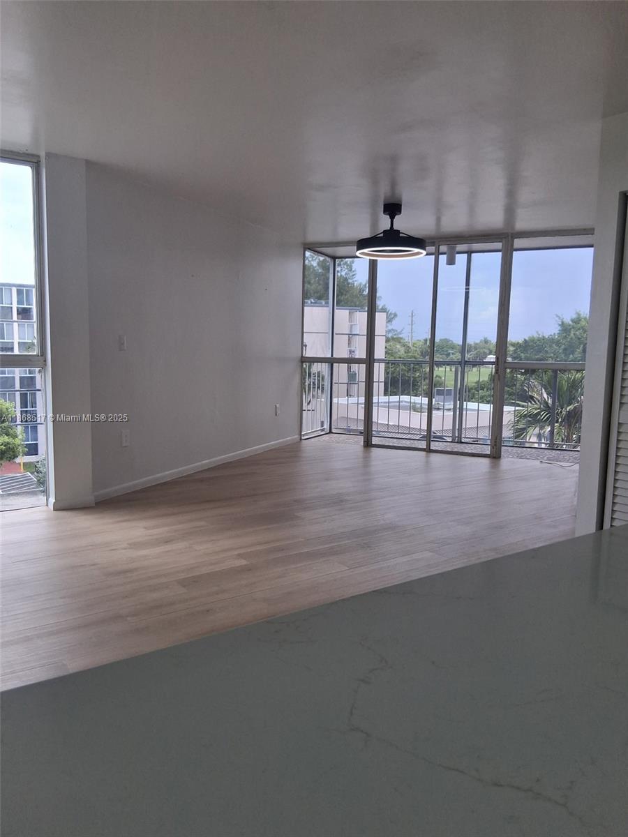7035 Nw 186th St D408, Hialeah