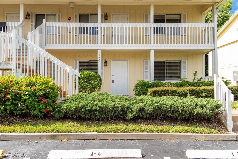 4627 Bayshore Dr I-4, Naples