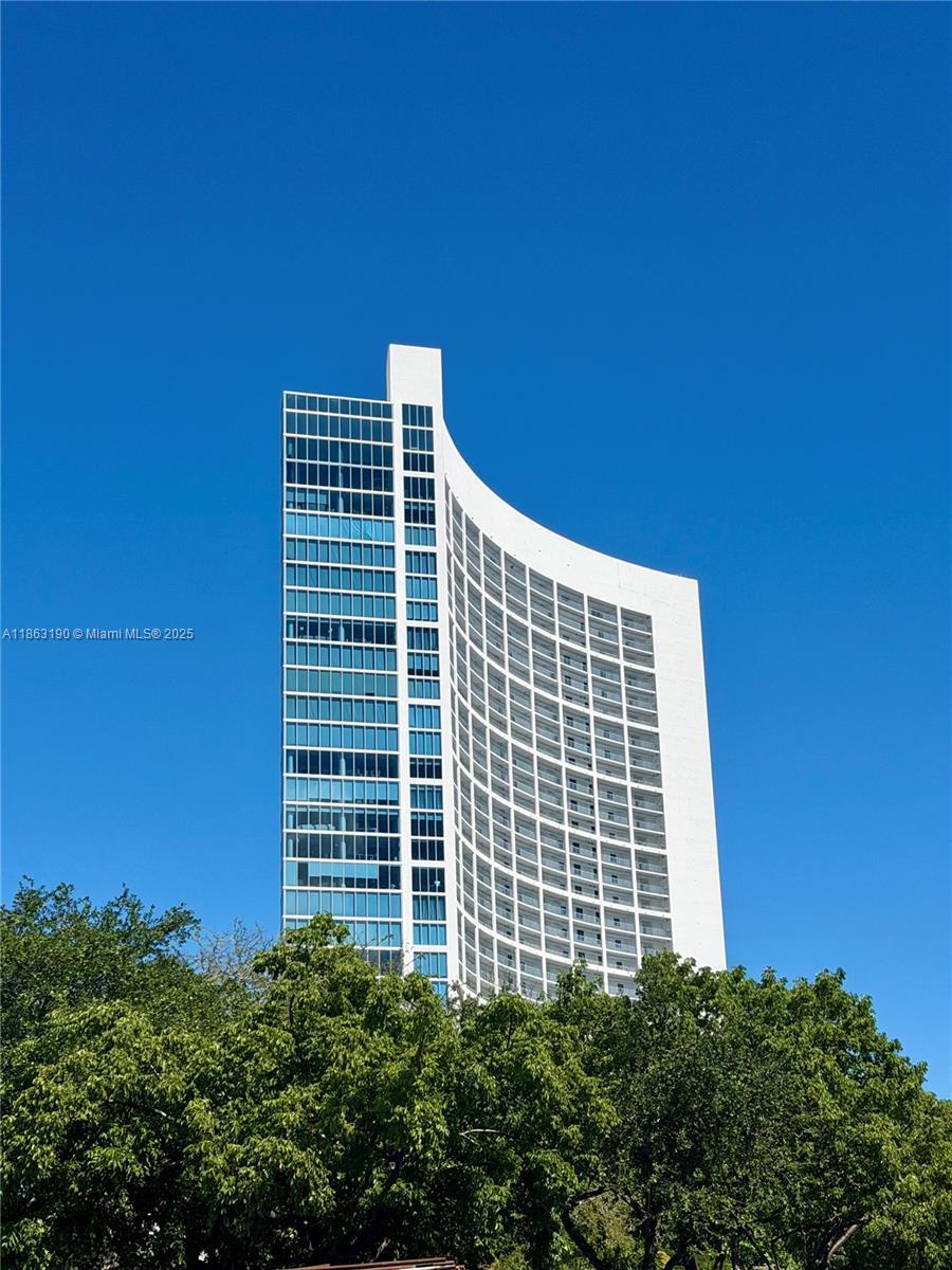 601 Ne 36th St 1408, Miami