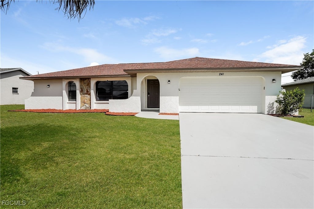 241 Ne 10th Ave, Cape Coral