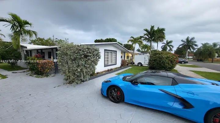 821 Ne 6th St 1, Hallandale Beach