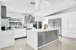 Photo of Listing #A11871171