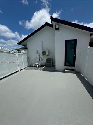 Photo of Listing #A11871220