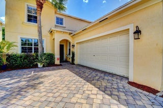 Photo of Listing #A11866389