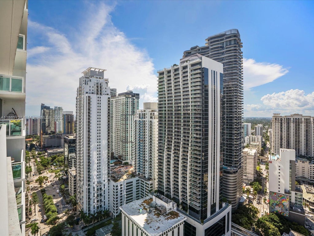 951 Brickell Ave 3707, Miami
