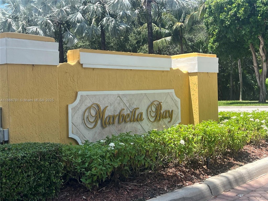 4287 Ne 9th St, Homestead