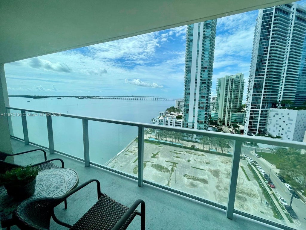 1155 Brickell Bay Dr 1805, Miami