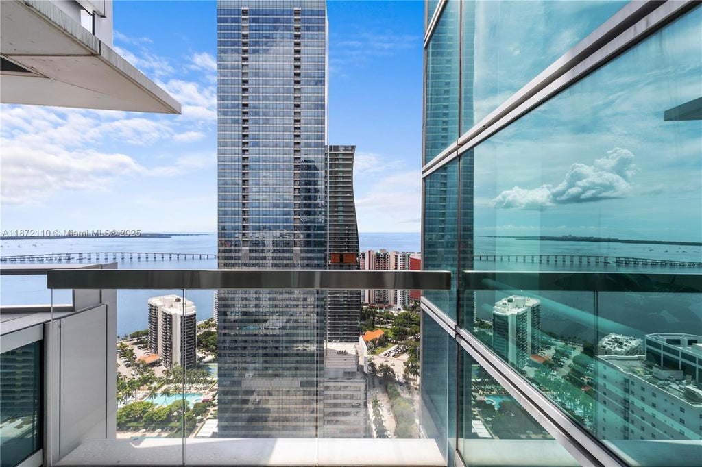 1395 Brickell Ave 3404, Miami