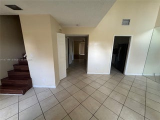 Photo of Listing #A11871991