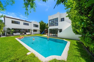 Photo of Listing #A11871320