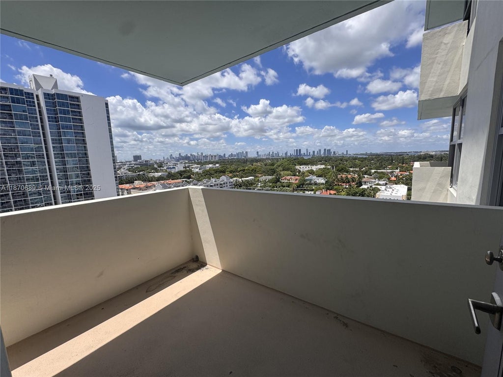 2899 Collins Ave 1526, Miami Beach