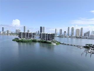 Photo of Listing #A11872470