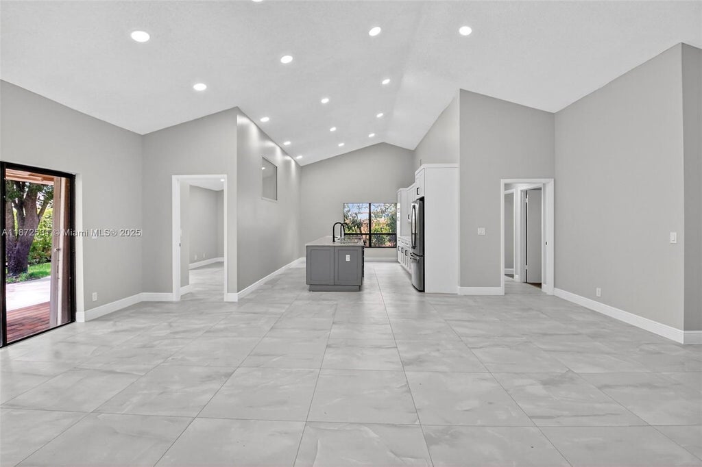 9581 El Clair Ranch Road, Boynton Beach