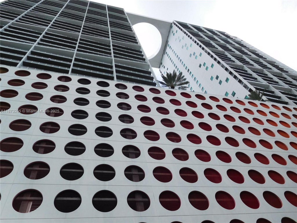 55 Se 6th St 2107, Miami