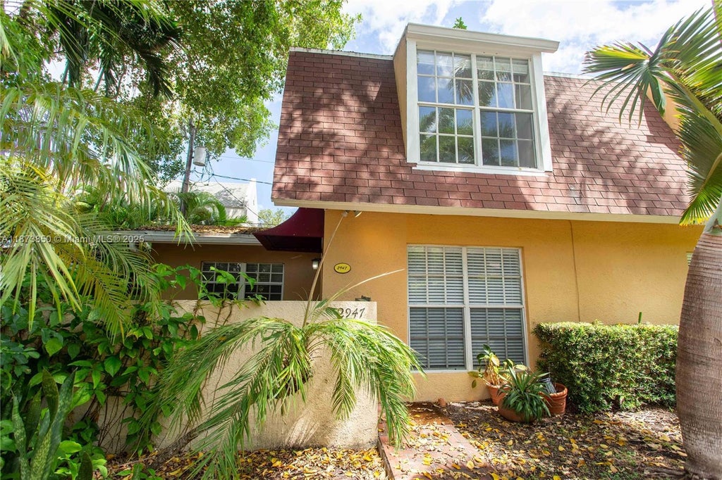 2947 Day Ave, Miami