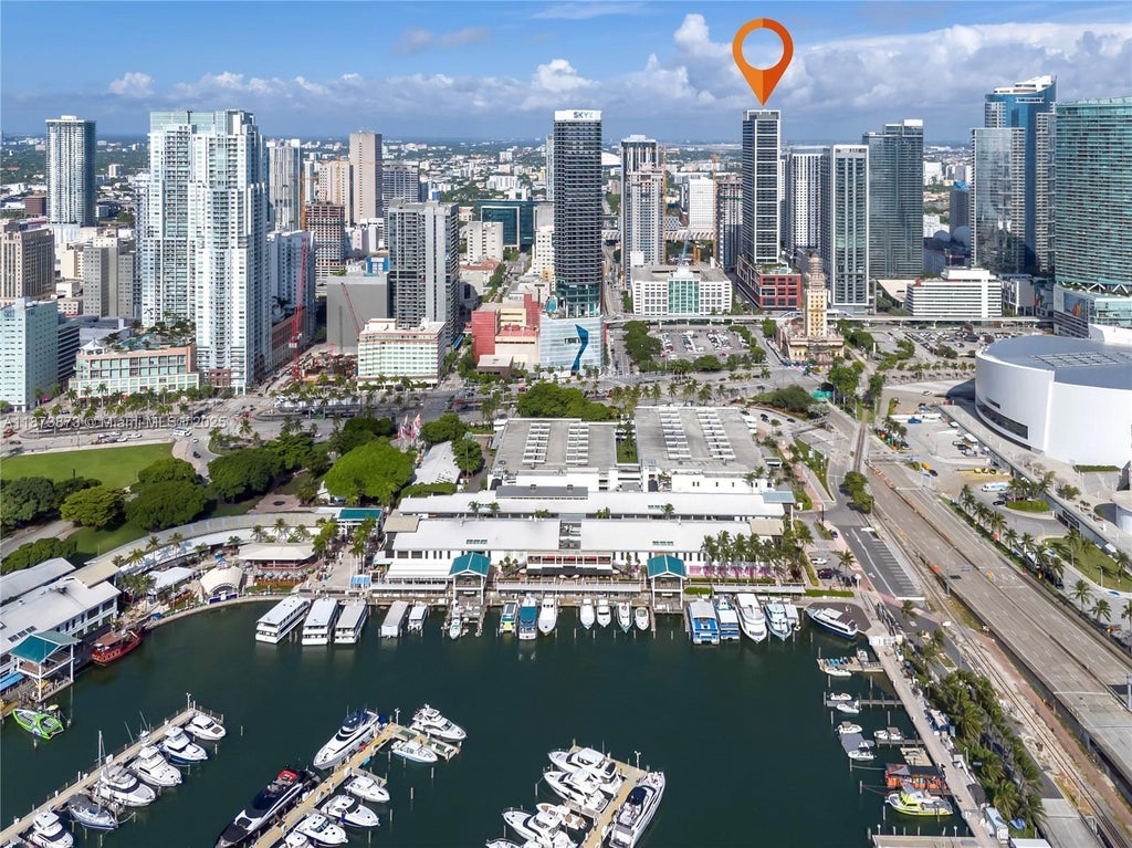 159 Ne 6th St 2403, Miami