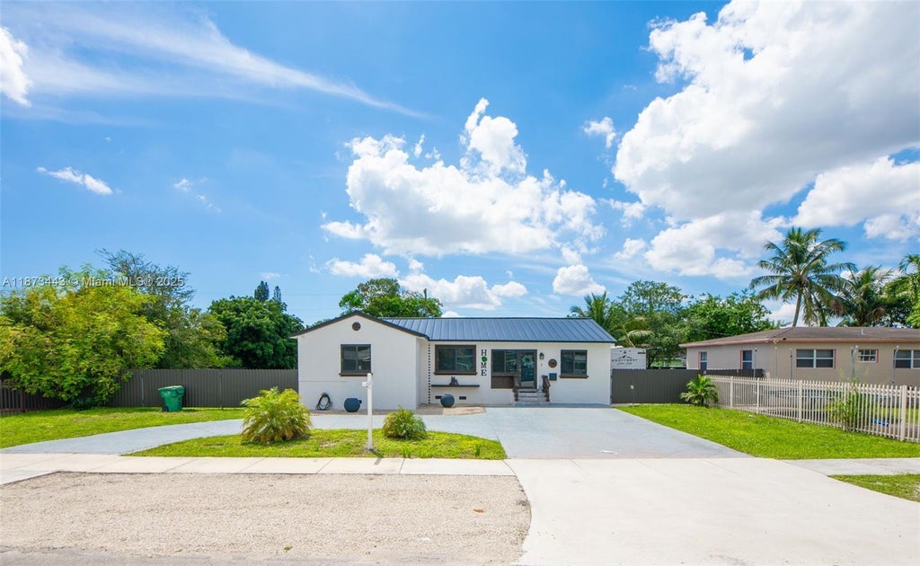 1240 Peri St, Opa Locka