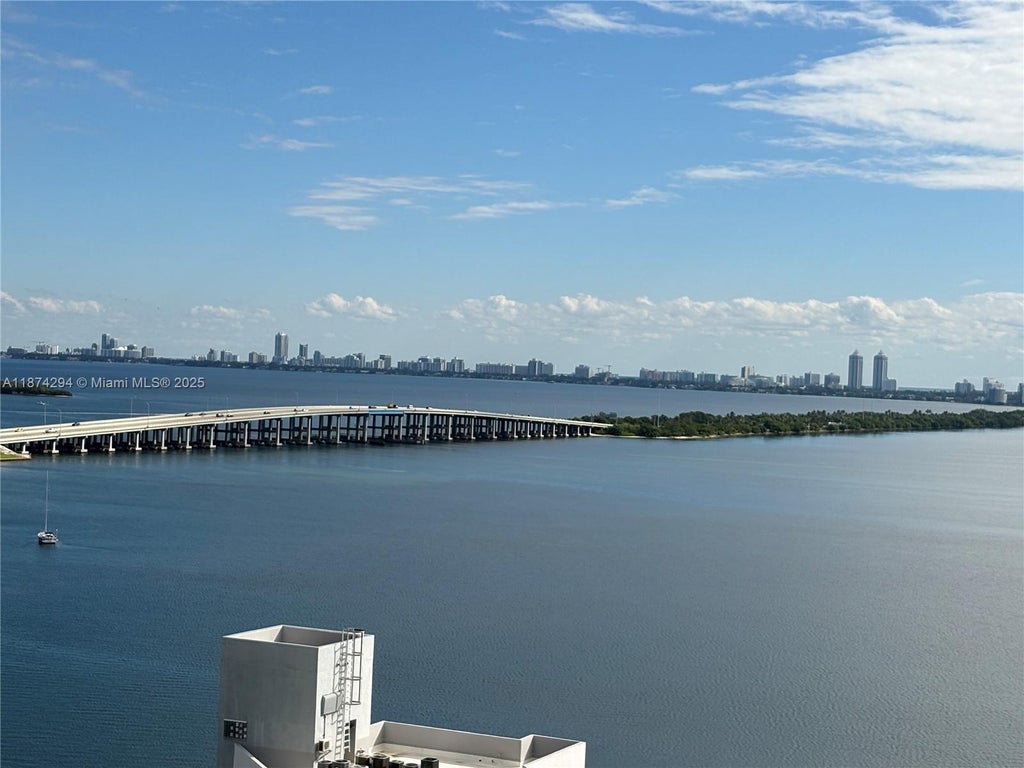 480 Ne 30th St 1702, Miami