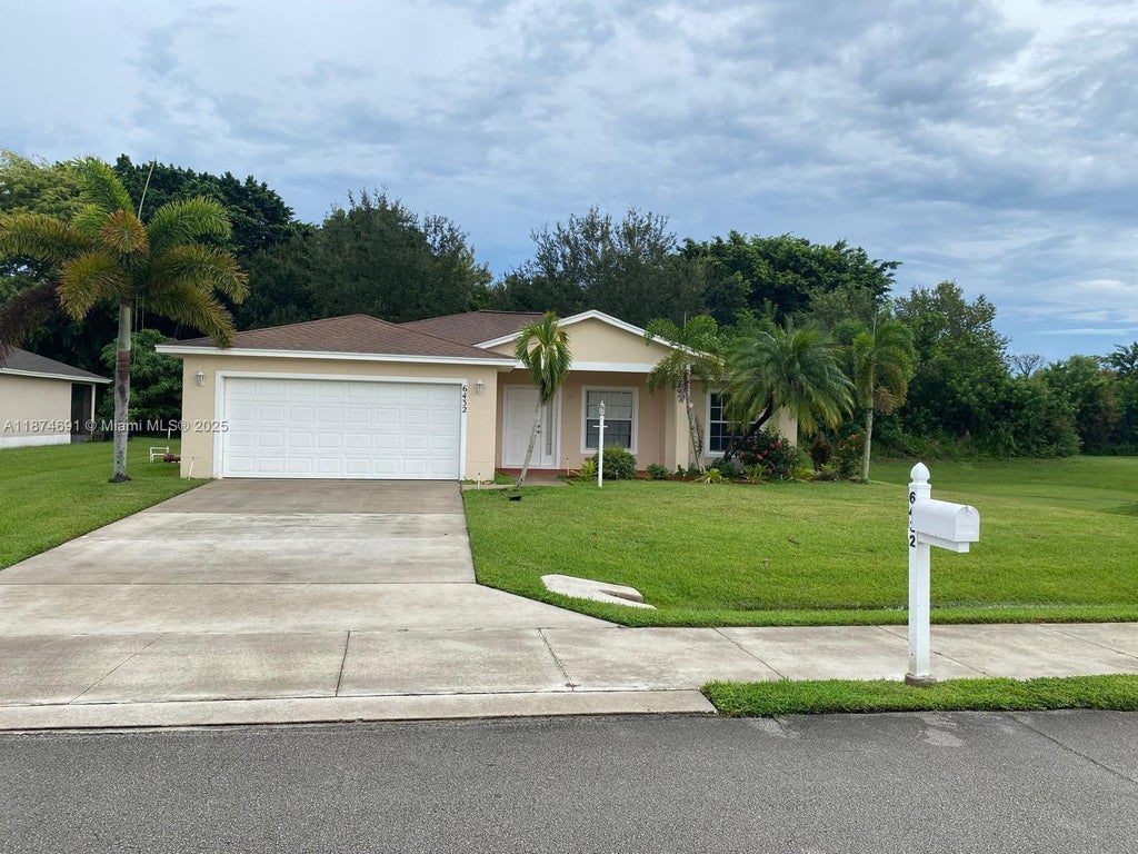 6432 Las Palmas Way, Port St Lucie