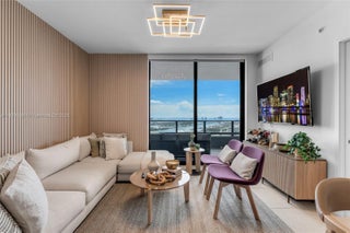 Photo of Listing #A11874196