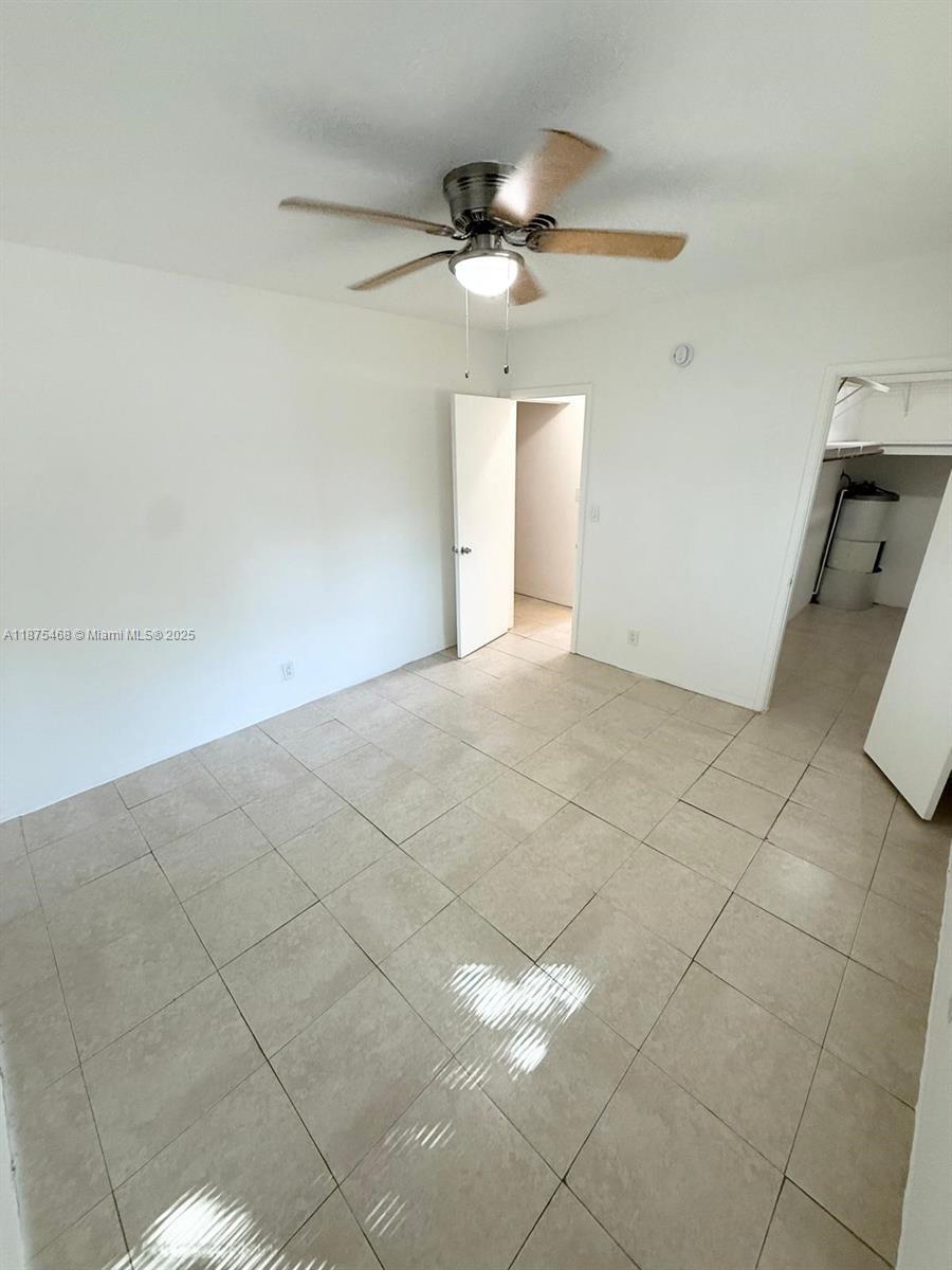 315 Nw 32nd St 315, Oakland Park